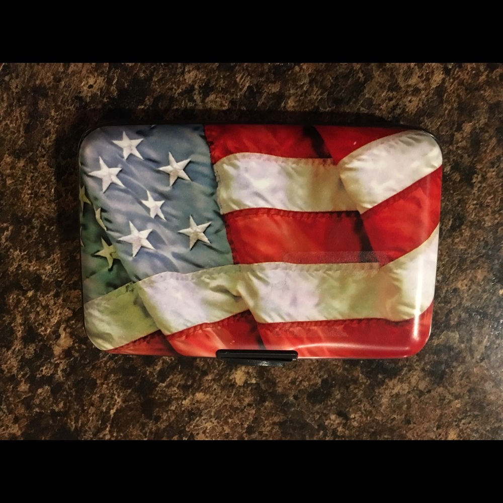 Tin Wallet